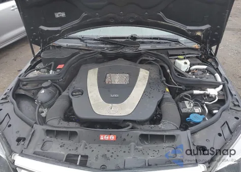 2011 Mercedes-Benz C 300 Luxury/Sport z USA, uszkodzony, nr VIN WDDGF5EB3BR178428